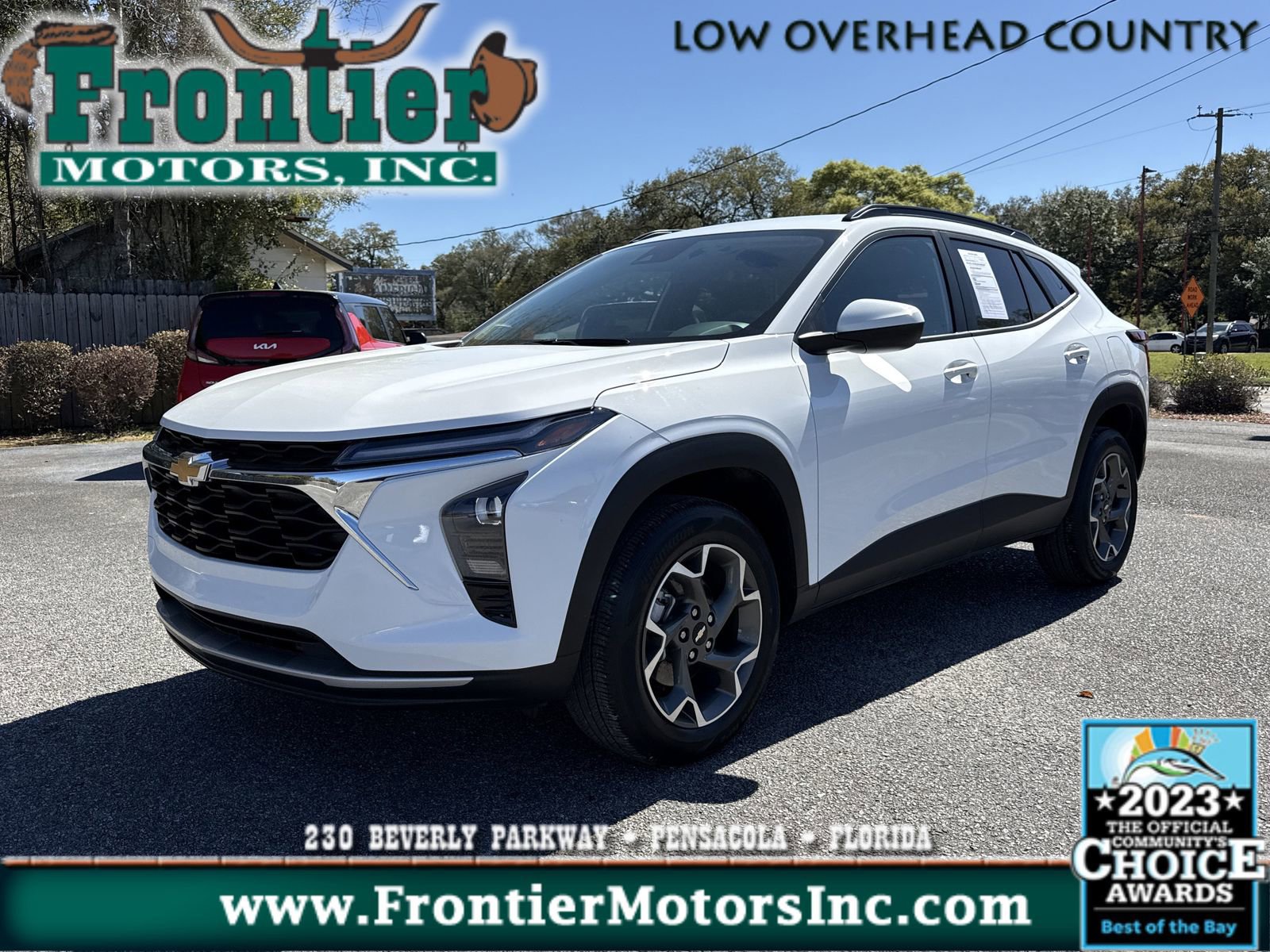 Used 2024 Chevrolet Trax LT FWD image 1