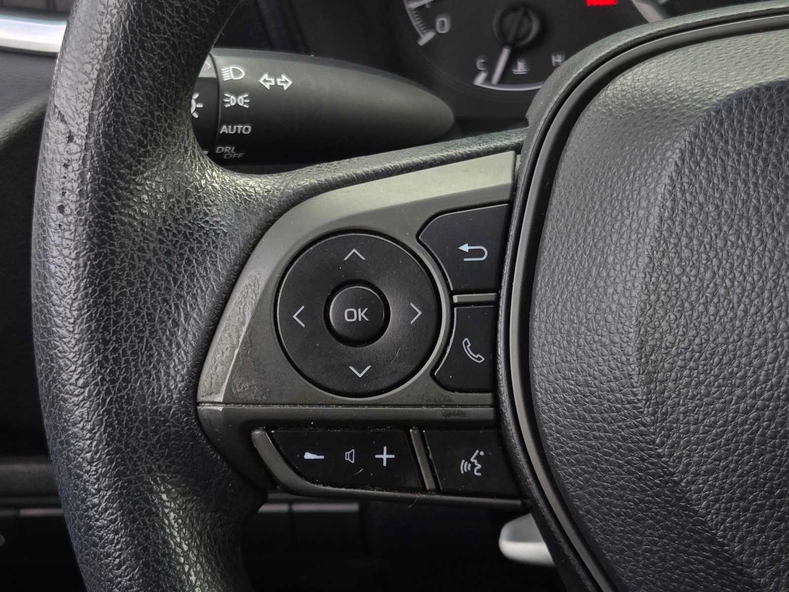 Certified 2020 Toyota Corolla LE FWD image 19