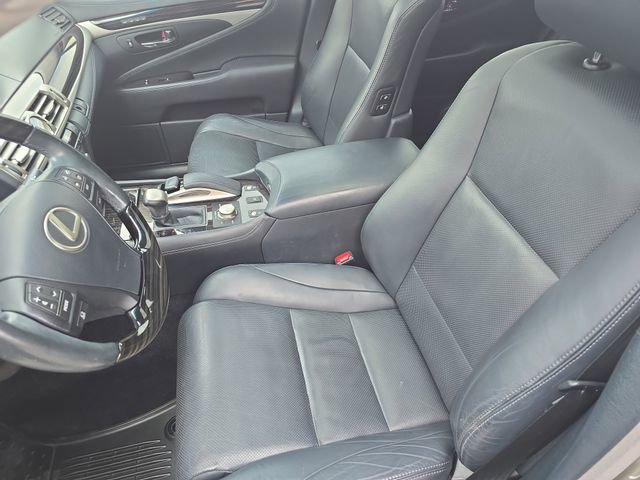 Used 2017 Lexus LS 460 AWD w/ Comfort Package image 18