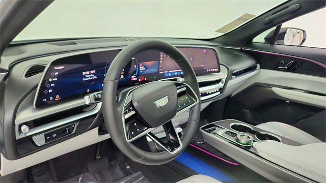 Used 2024 Cadillac Lyriq Luxury image 20