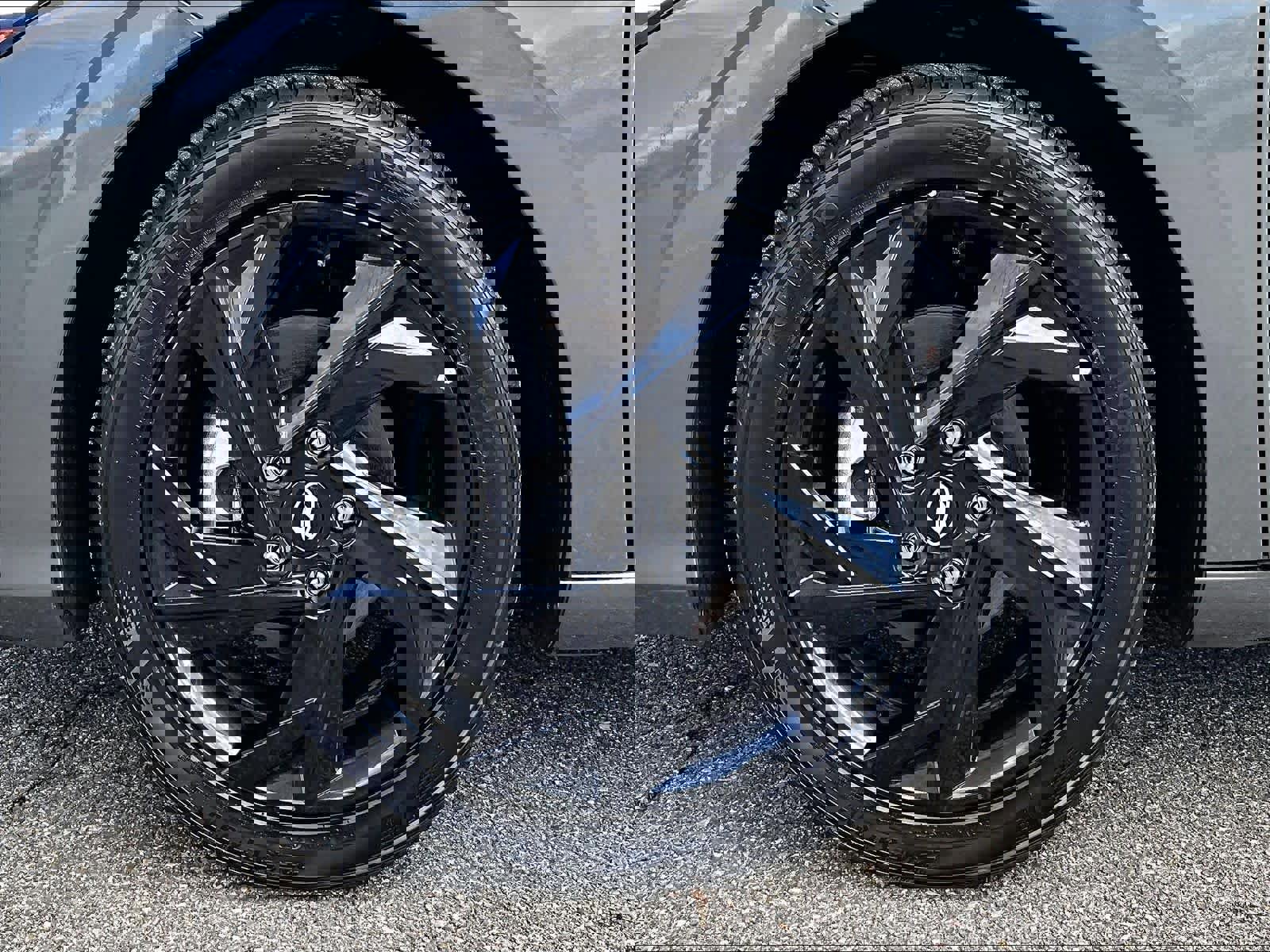 Used 2026 Hyundai Elantra Sport image 7