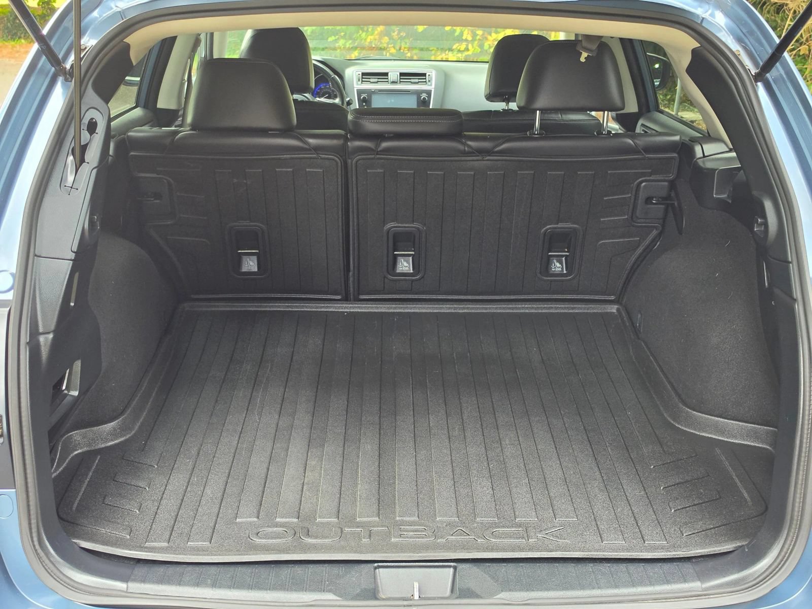 Used 2018 Subaru Outback 2.5i Limited AWD/4WD image 13