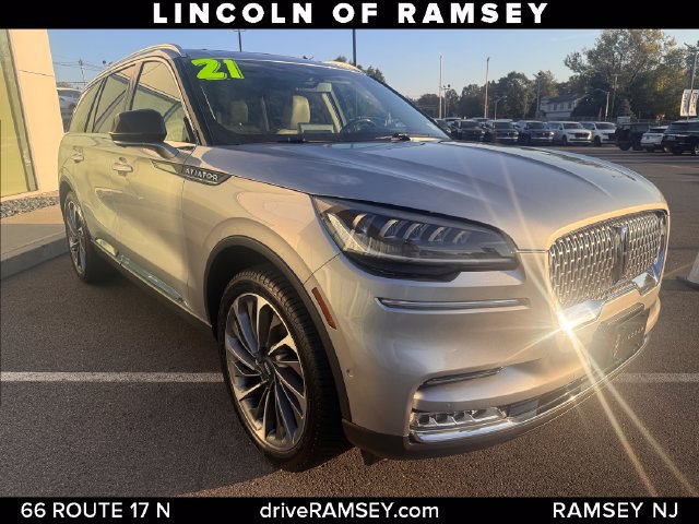 Certified 2021 Lincoln Aviator Reserve AWD/4WD image 10