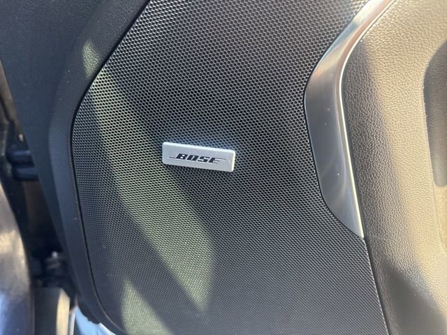 Used 2024 GMC Yukon XL AT4 AWD/4WD image 3