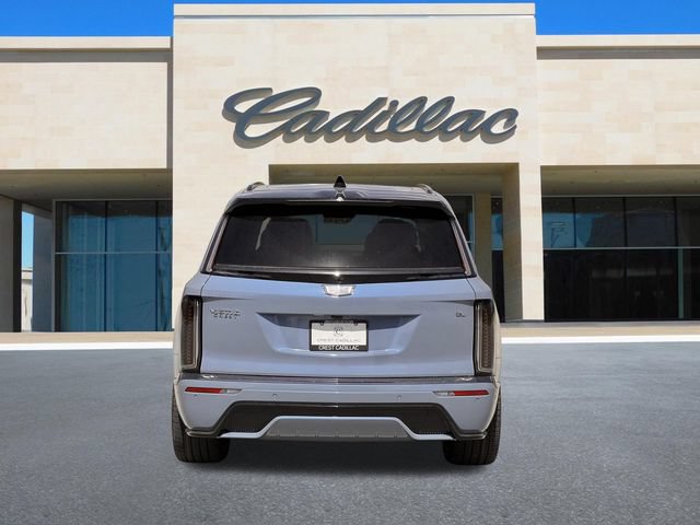 New 2027 Cadillac Vistiq Luxury w/ LPO, Premium Carpet Package AWD/4WD image 4