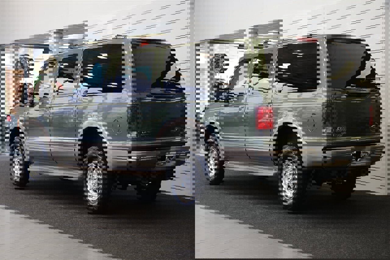 Used 2001 Ford Excursion Limited image 6