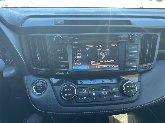 Used 2016 Toyota RAV4 SE image 16