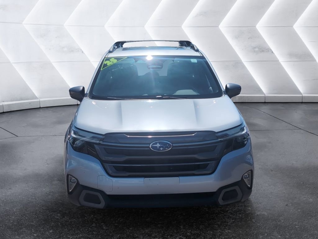 Used 2025 Subaru Forester Limited image 2