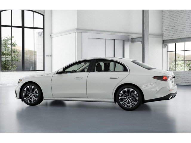 Used 2025 Mercedes-Benz E 350 Sedan w/ Winter Package image 43