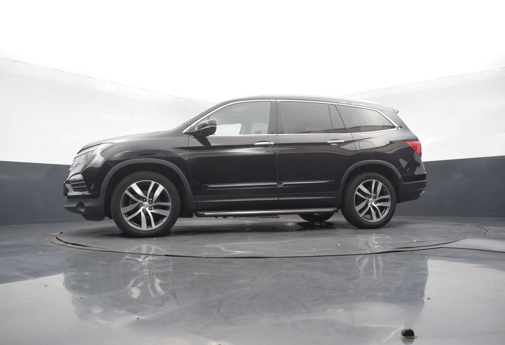 Used 2017 Honda Pilot Touring image 50