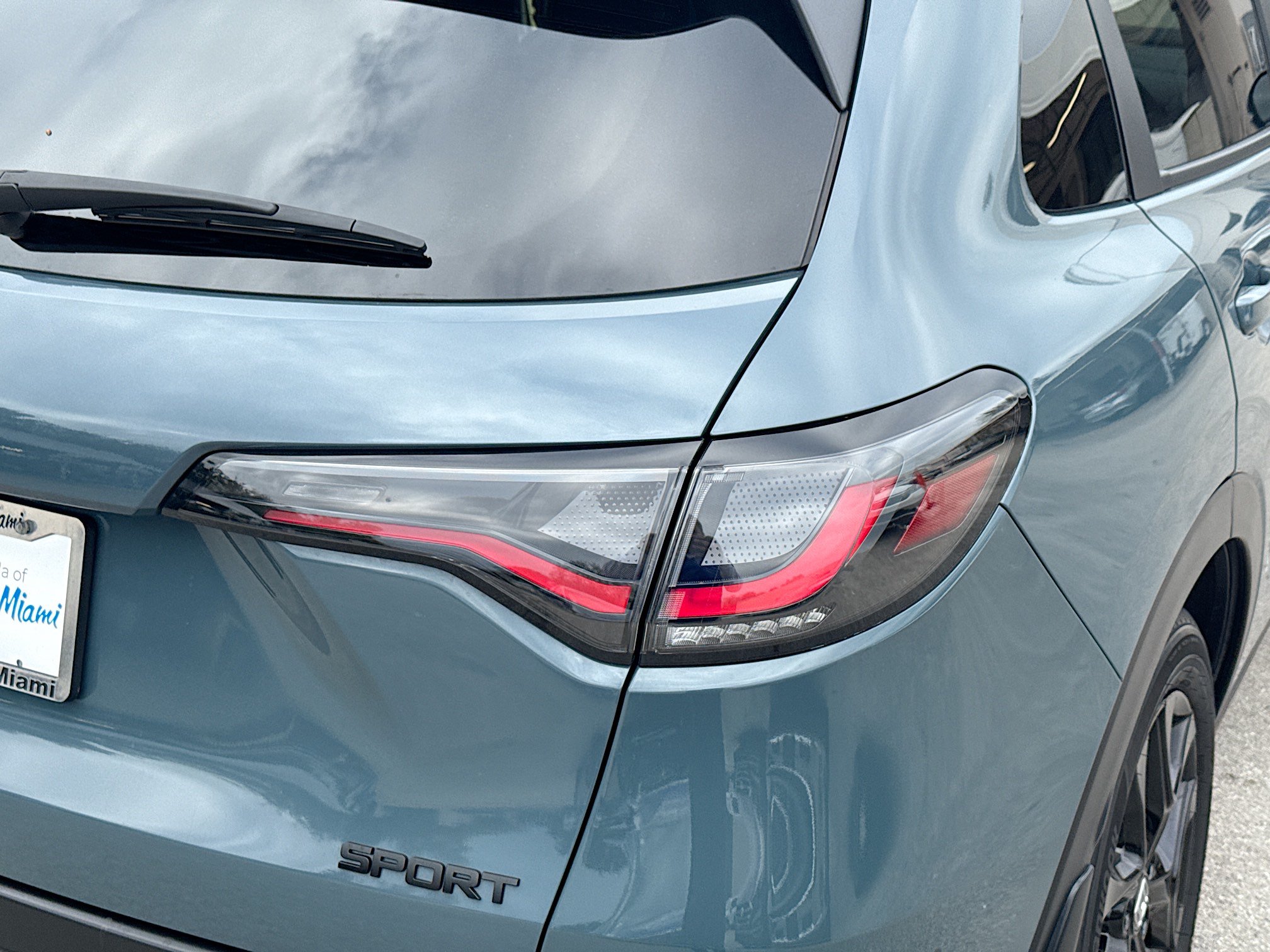 Certified 2025 Honda HR-V Sport image 26