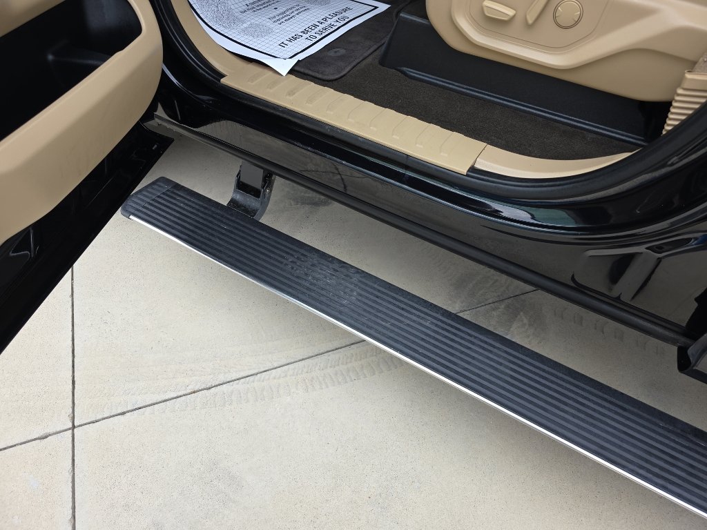 Used 2019 Ford F150 Lariat w/ Equipment Group 502A Luxury image 16