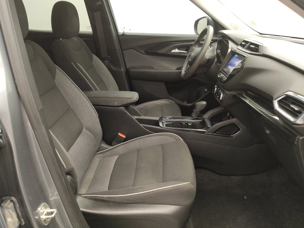 Used 2021 Chevrolet TrailBlazer LT w/ Sun and Liftgate Package FWD image 21