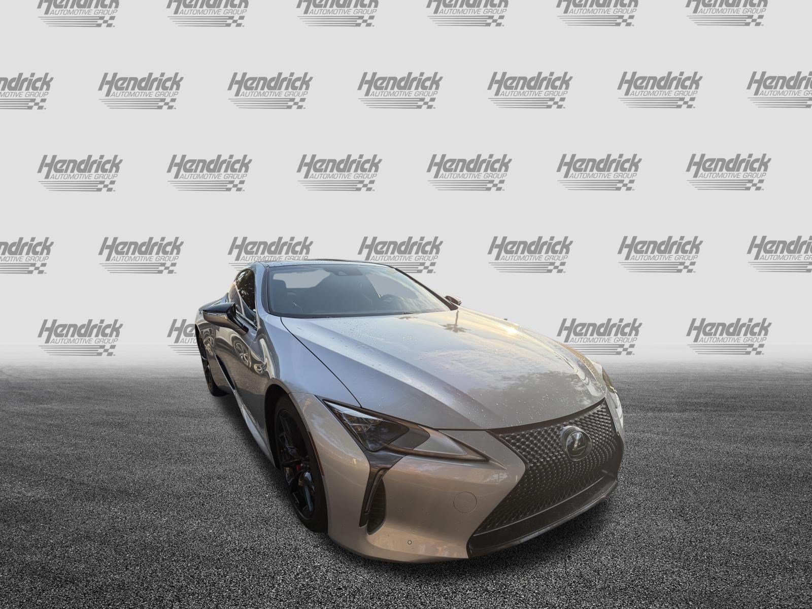Used 2018 Lexus LC 500 Coupe w/ Touring Package RWD image 2