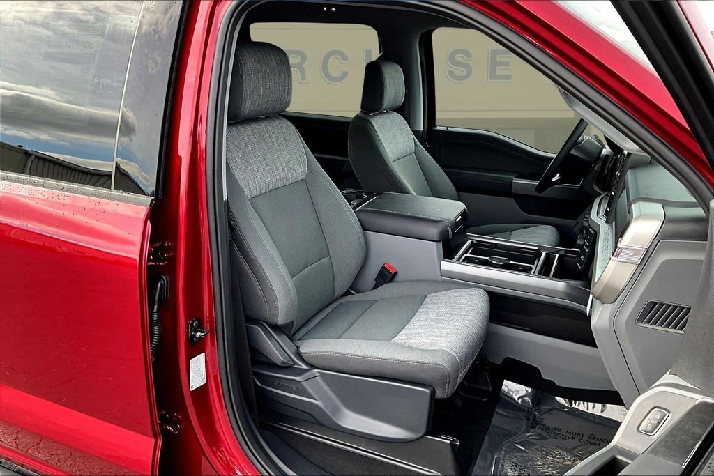New 2026 Ford F250 XLT w/ XLT Premium Package image 11
