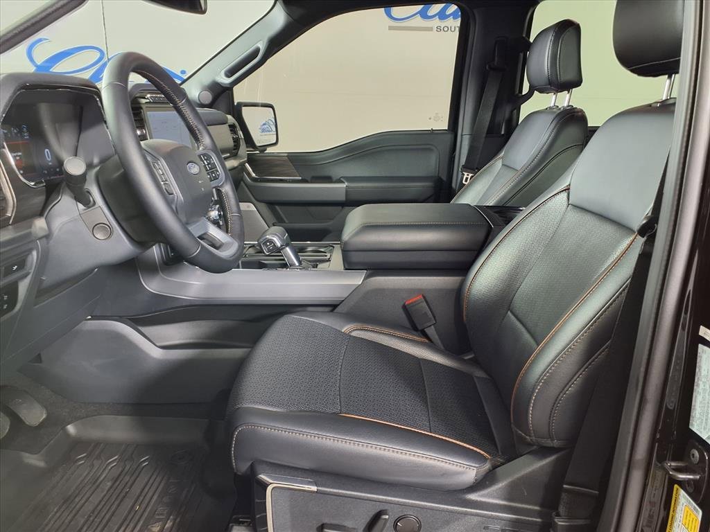 Used 2024 Ford F150 Lariat w/ FX4 Off-Road Package image 6