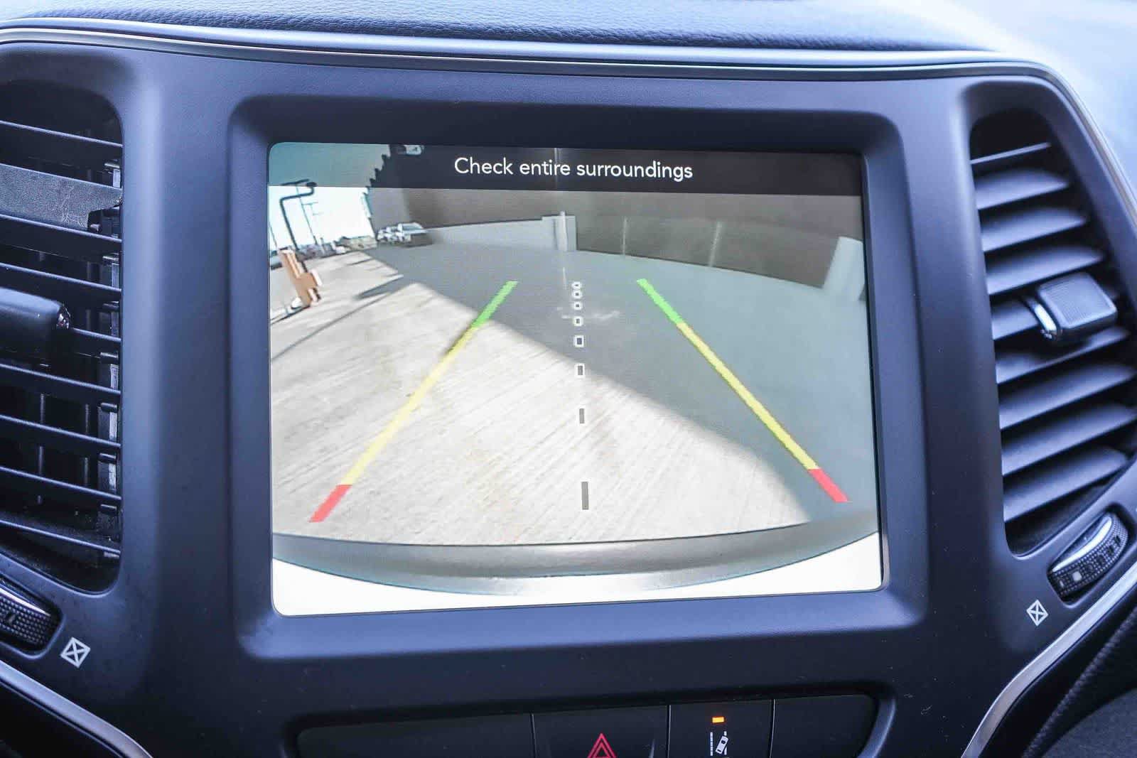Used 2022 Jeep Cherokee Latitude Lux FWD image 23
