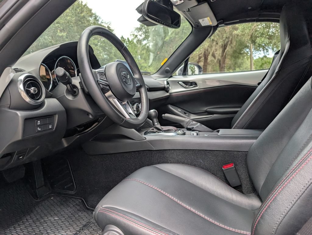 Used 2018 MAZDA MX-5 Miata Grand Touring RWD image 13