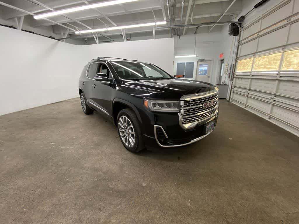 Used 2022 GMC Acadia Denali w/ Denali Ultimate Package AWD/4WD image 8