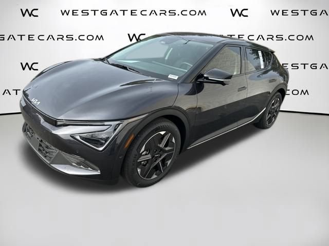 New 2025 Kia EV6 Light w/ Light LR Technology Package