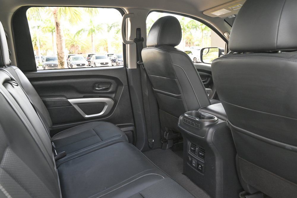 Used 2019 Nissan Titan PRO-4X image 15