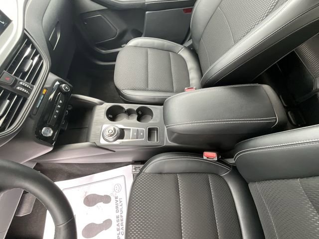 New 2025 Ford Escape SE image 21