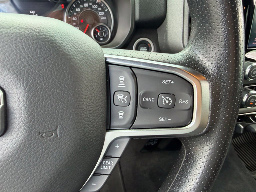 Used 2025 RAM 1500 Warlock AWD/4WD image 26