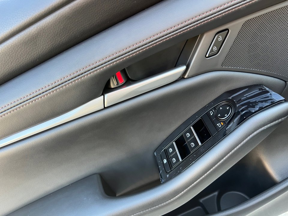 Certified 2025 MAZDA MAZDA3 s image 31