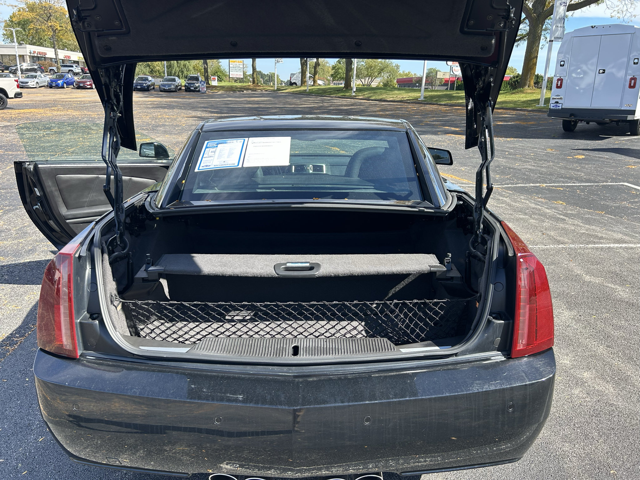 Used 2007 Cadillac XLR RWD image 30