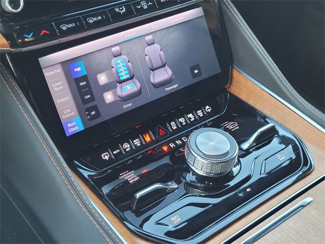 Certified 2024 Jeep Grand Wagoneer L Series III image 12