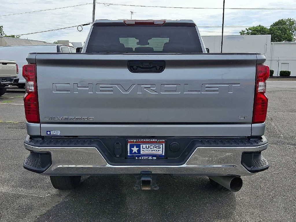 Used 2025 Chevrolet Silverado 2500 LT w/ Convenience Package AWD/4WD image 10