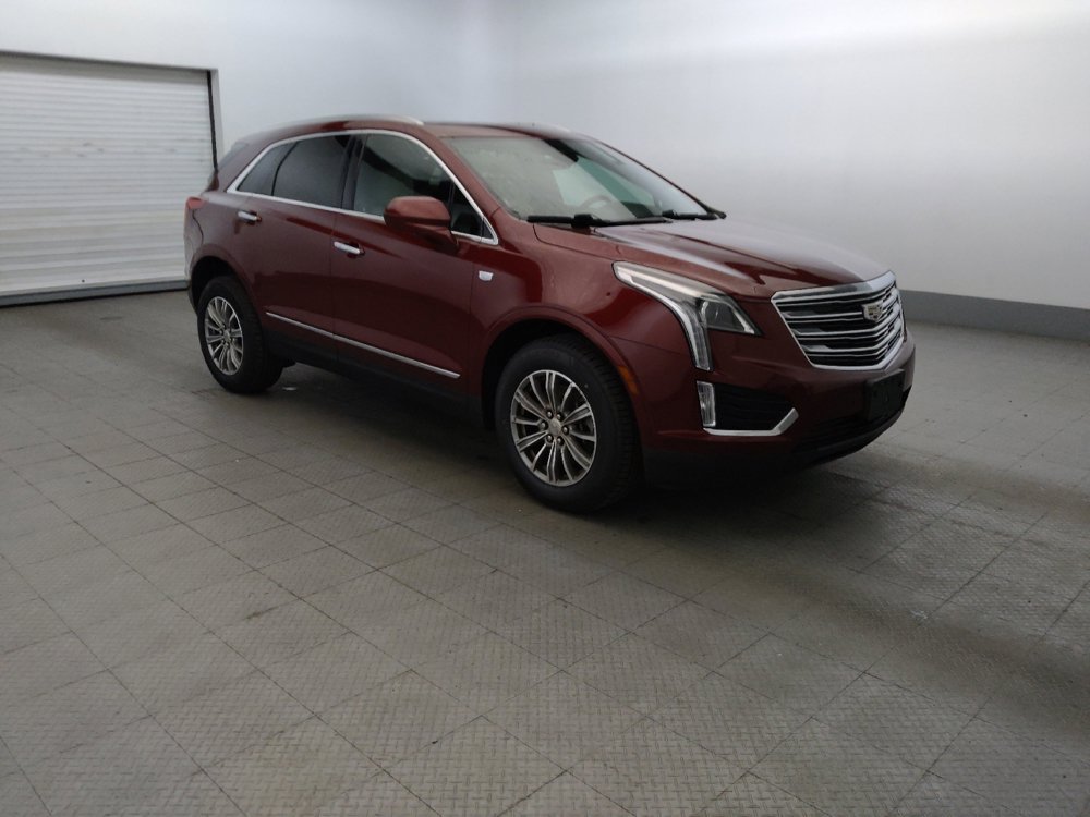 Used 2017 Cadillac XT5 Luxury w/ Driver Awareness Package FWD image 11