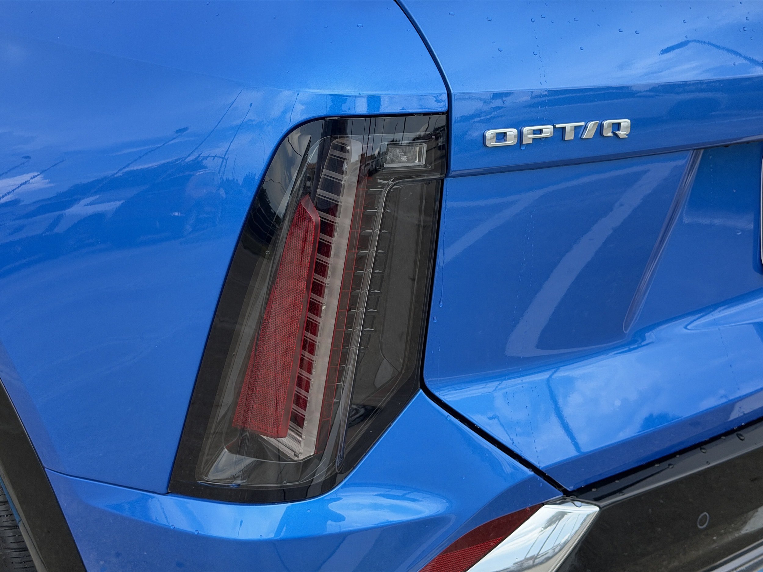 New 2026 Cadillac Optiq Luxury 1 RWD image 9