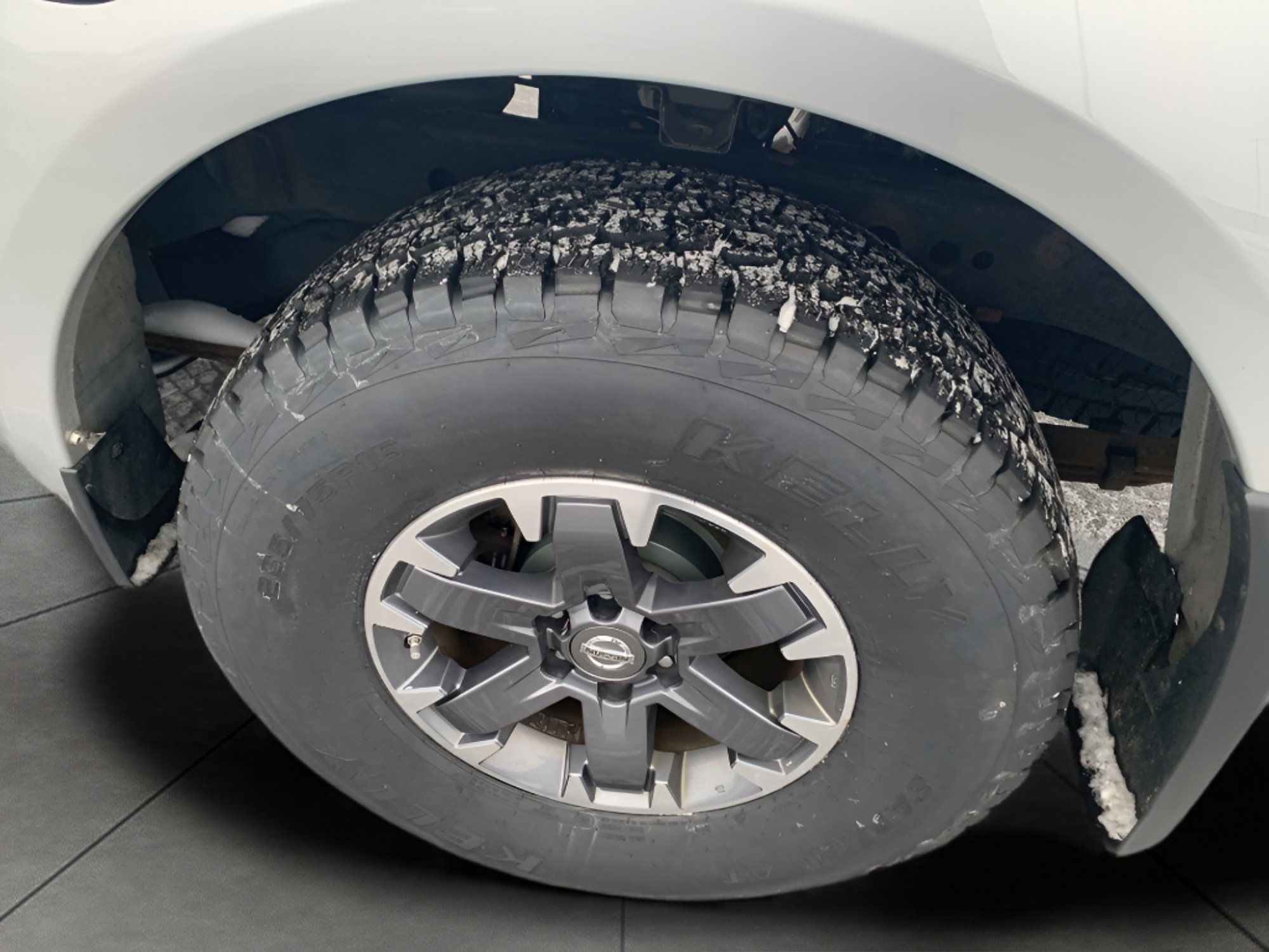 Used 2019 Nissan Frontier PRO-4X image 7