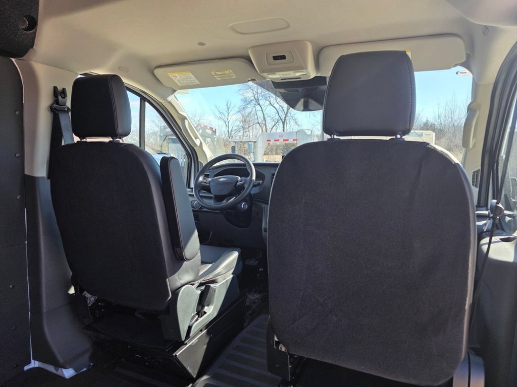 New 2026 Ford Transit 250 148 Medium Roof w/ Load Area Protection Package RWD image 27