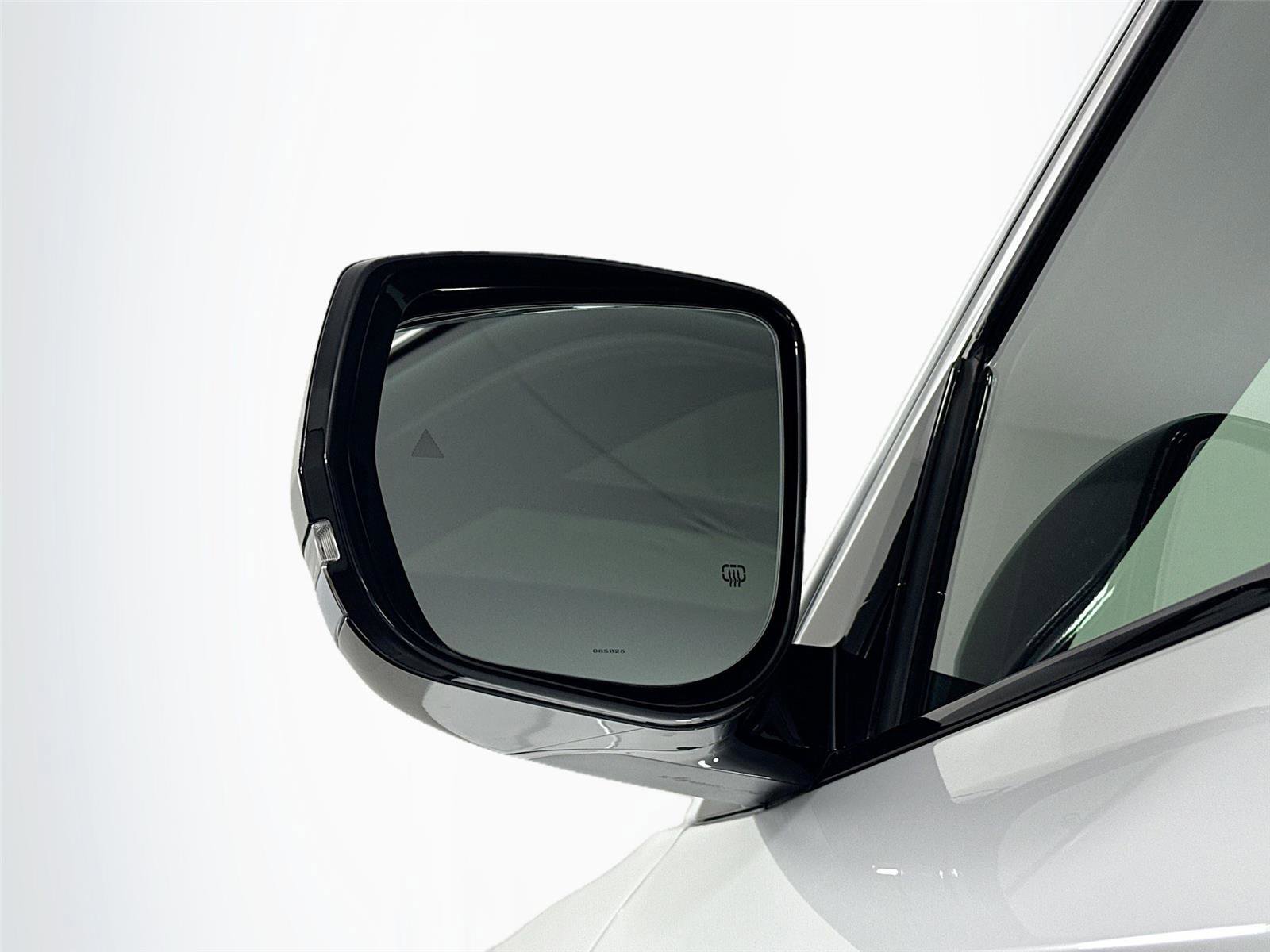 Used 2025 Jeep Grand Cherokee Limited image 5