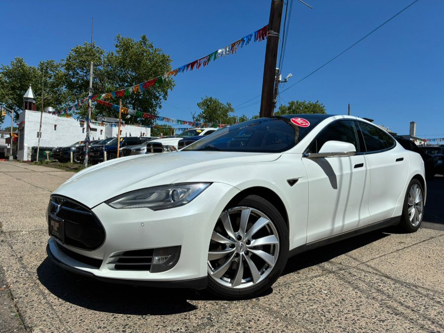 Used 2013 Tesla Model S Performance RWD image 1