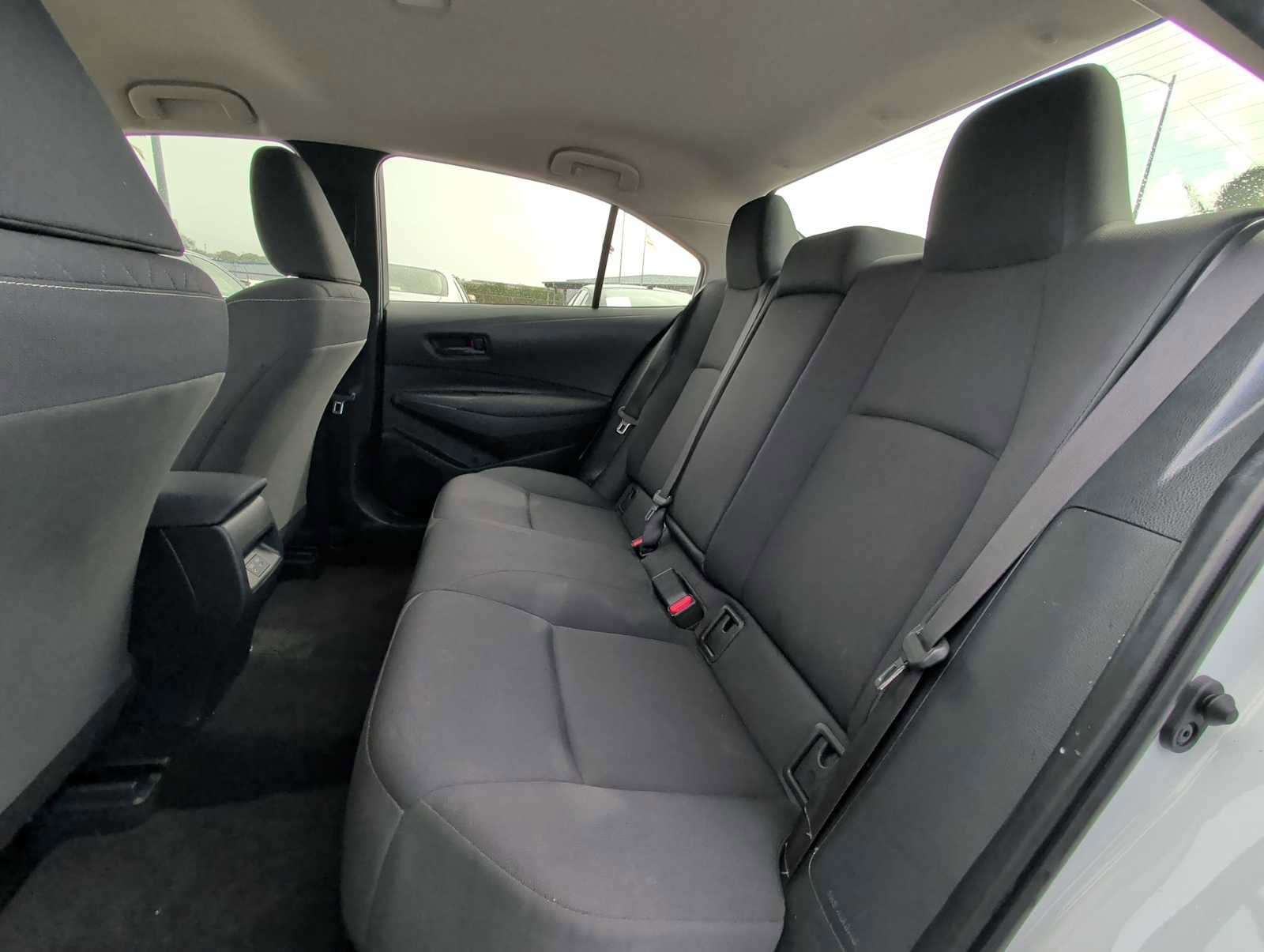 Used 2023 Toyota Corolla LE image 22