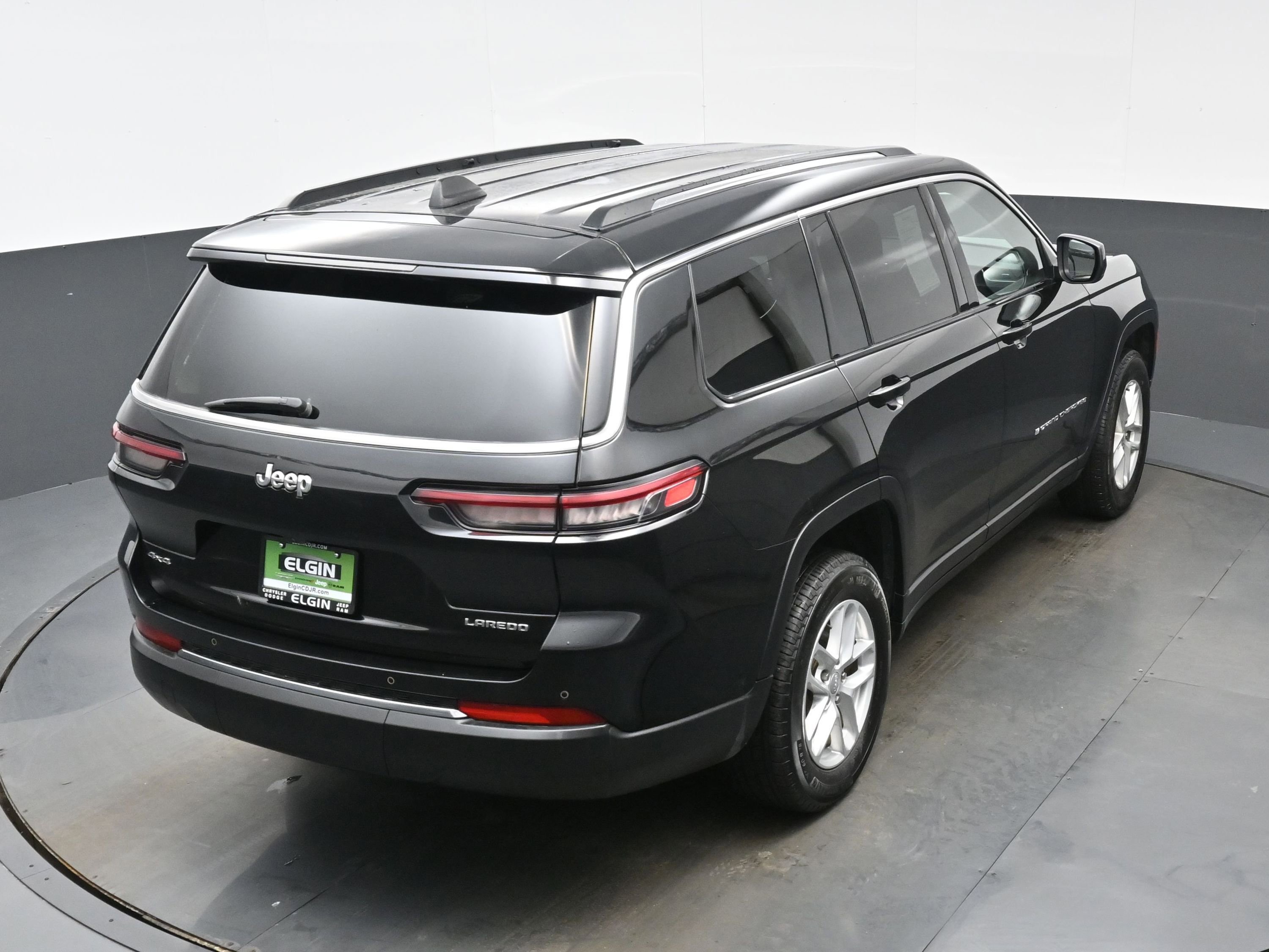Used 2024 Jeep Grand Cherokee L Laredo image 37