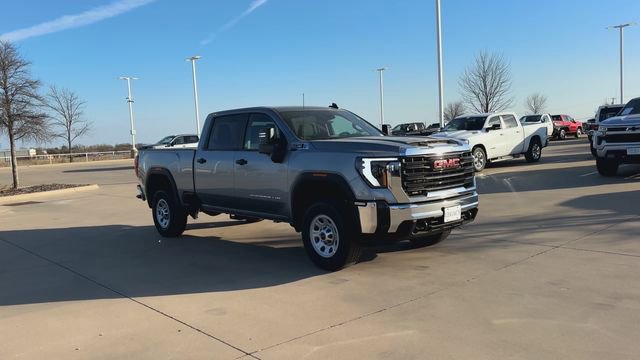 New 2026 GMC Sierra 2500 Pro w/ Convenience Package image 3