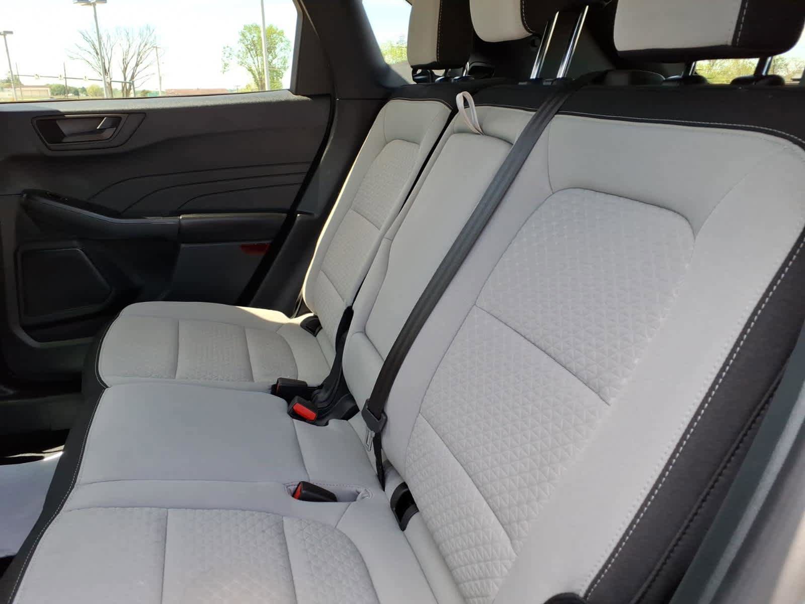Used 2024 Ford Escape Active w/ Tech Pack #1 AWD/4WD image 13
