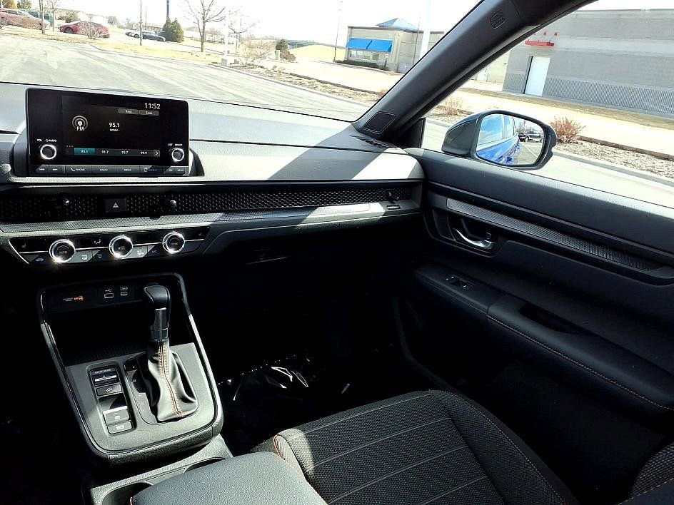 Used 2023 Honda CR-V Sport image 22