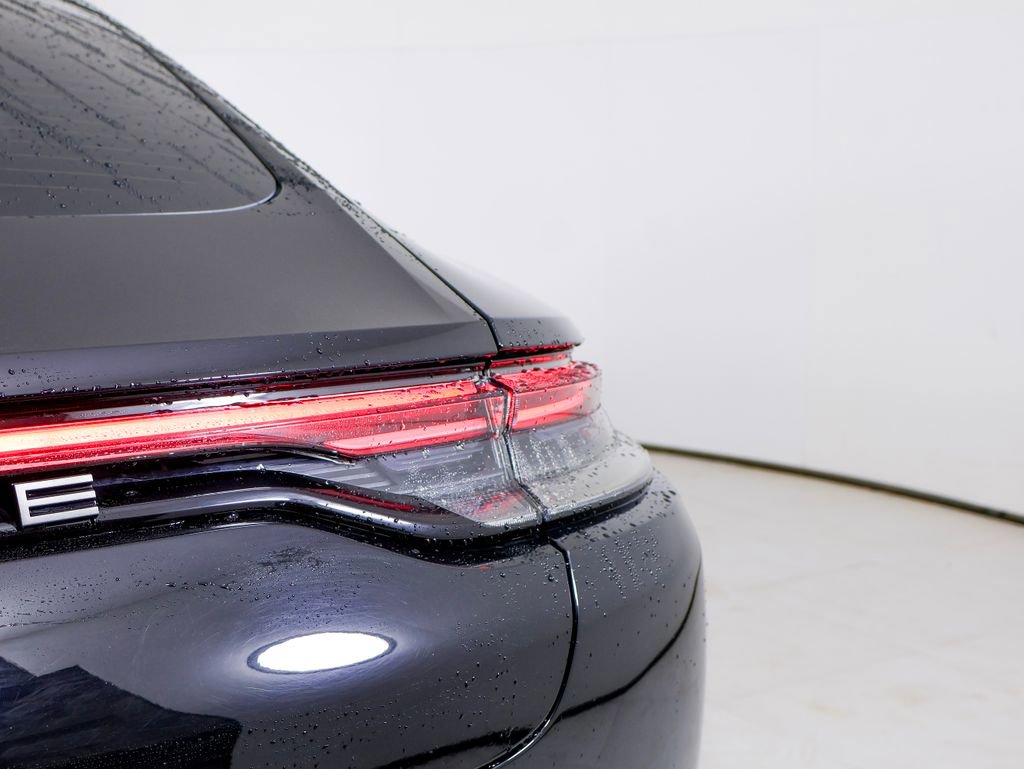 Certified 2023 Porsche Panamera 4 Platinum Edition w/ Assistance Package image 14