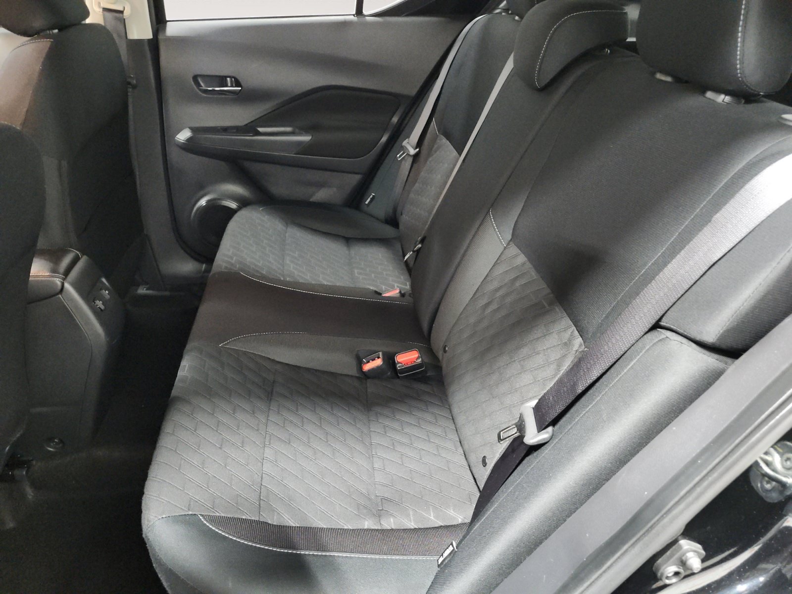 Used 2024 Nissan Kicks SV FWD image 13
