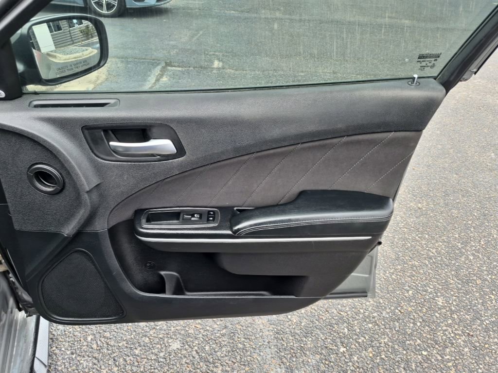 Used 2019 Dodge Charger Scat Pack RWD image 19