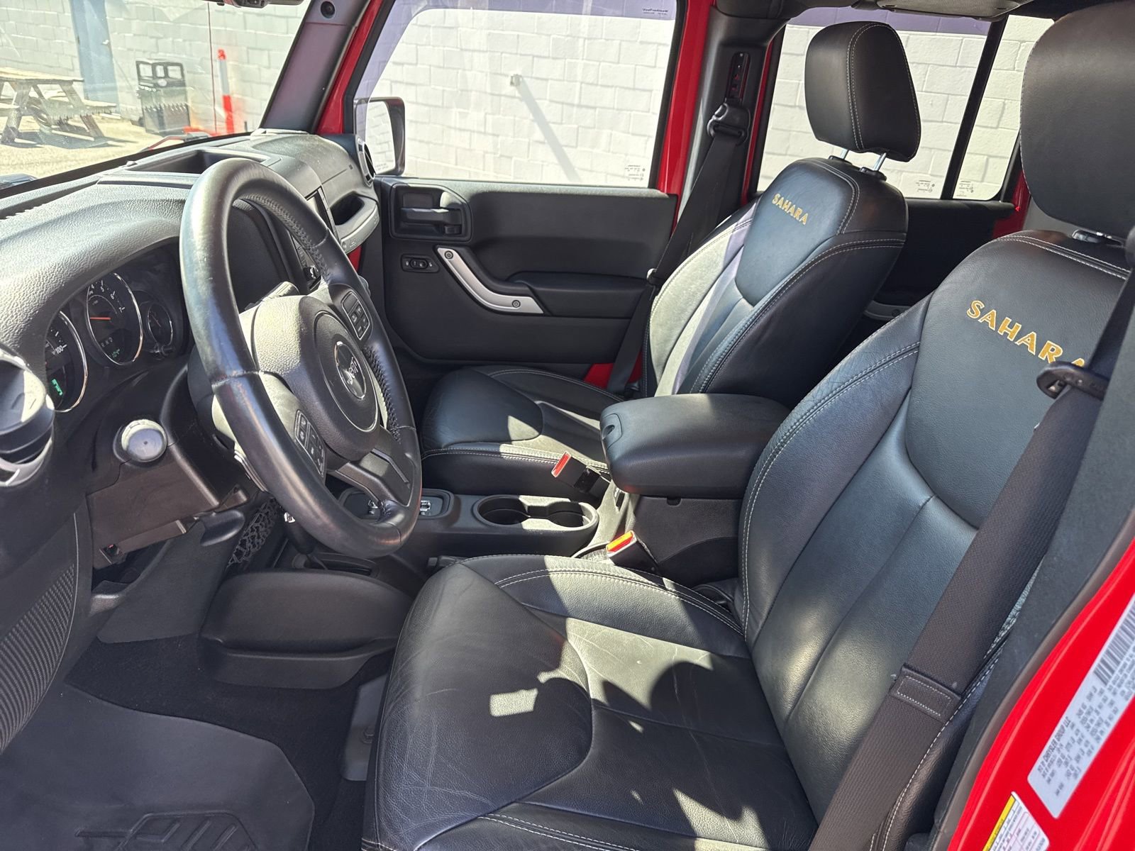 Used 2015 Jeep Wrangler Unlimited Sahara w/ Dual Top Group image 20