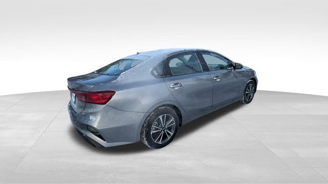 Used 2024 Kia Forte LXS image 32