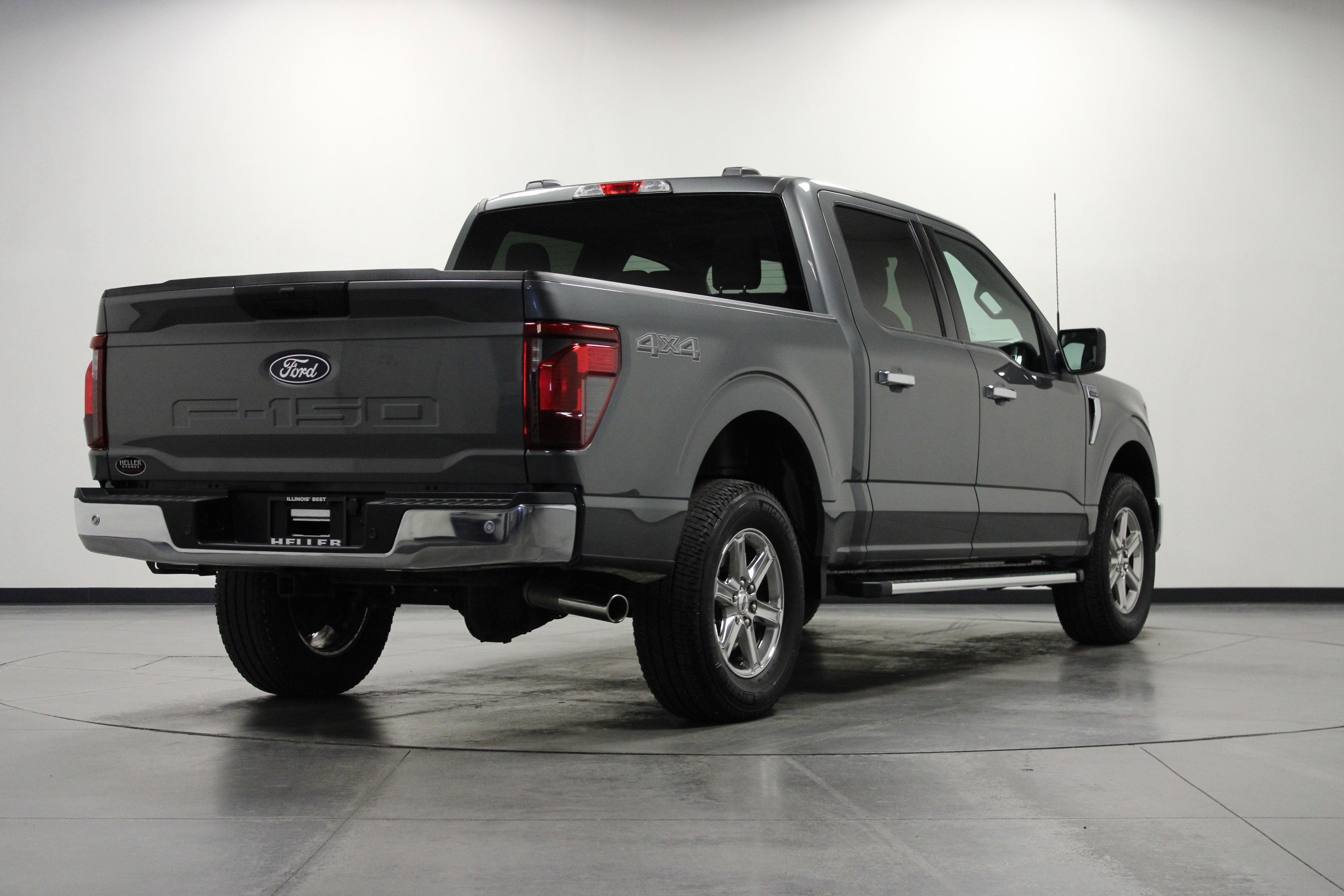 Used 2025 Ford F150 XLT w/ Equipment Group 301A Standard AWD/4WD image 4
