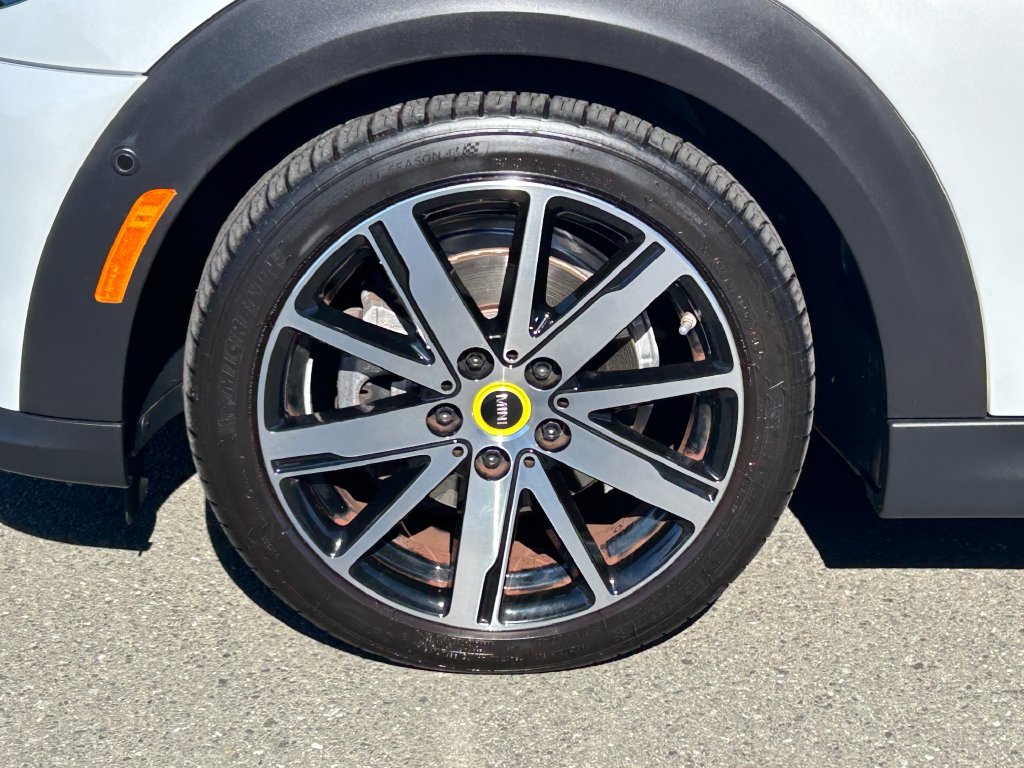 Used 2023 MINI Cooper SE FWD image 9