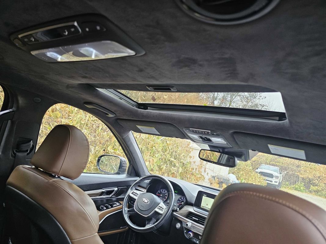 Used 2020 Kia Telluride SX w/ SX Prestige Package image 13